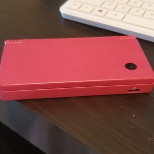 Nintendo DSI